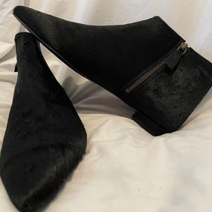 Boden Zip Up Pointy Toe Booties Black Pony Hair Women's Size 42 US 10.5